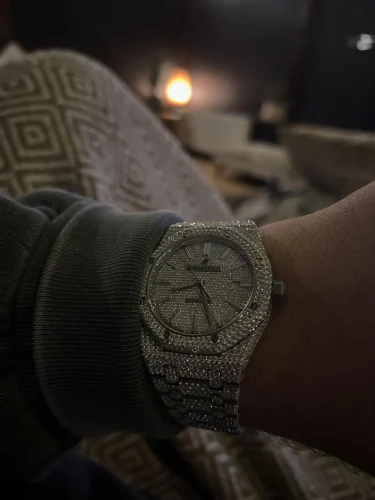 Patek Philippe Nautilus “Iced Out” 5719/10G Authentic Copy 1:1 photo review