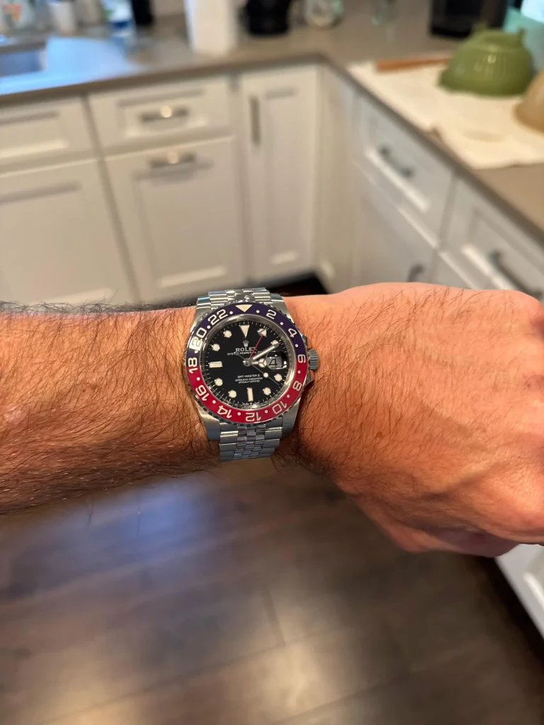 Superclone Rolex GMT-Master II 126710BLRO “Pepsi” Jubilee photo review